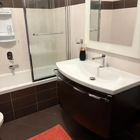 Apartment Lillaholidays - Tertulliano 8 *